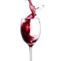 Czy czerwone wino pomoże osiągnąć długowieczność?